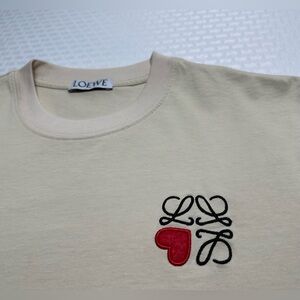 LOEWE Embroidered Anagram Heart Logo Beige Cotton Crew T Shirt Size M Portugal